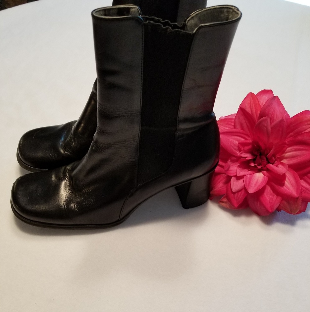 Franco Sarto boots - Picture 2 of 3